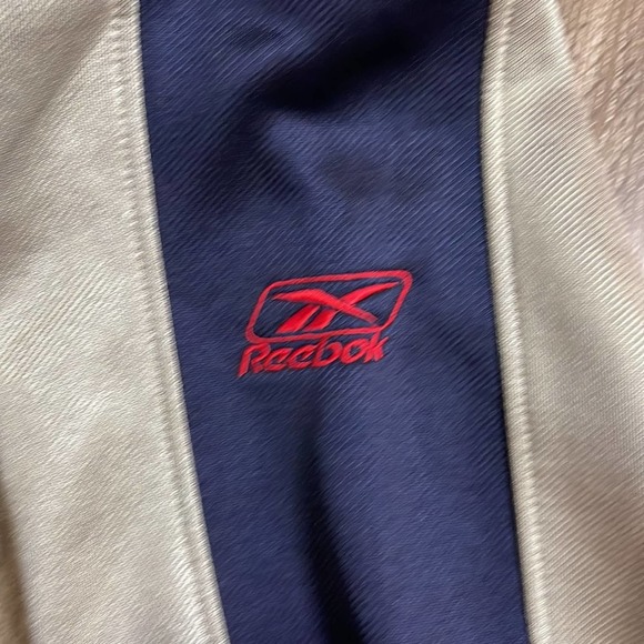 NFL Team Apparel Reebok New England Patriots Hoodie Men’s Size Medium - Picture 8 of 9